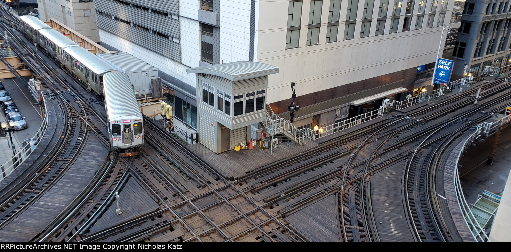 CTA 5005 at Tower 18